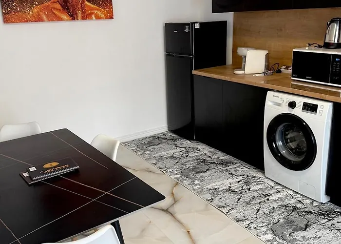 3 Curte Parcare Privata Centru Craiova