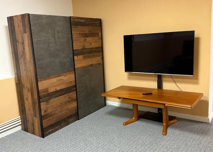 3 Curte Parcare Privata Centru